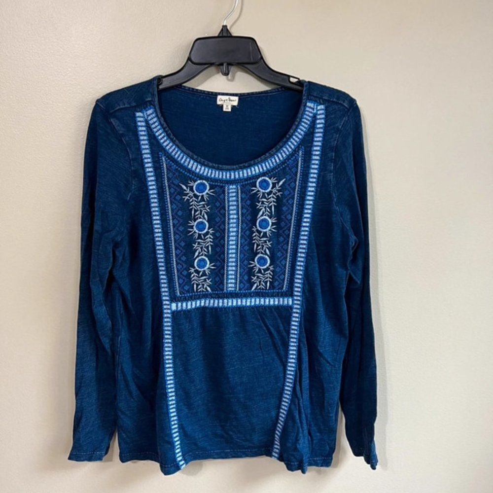 Chip & Pepper California size medium navy top